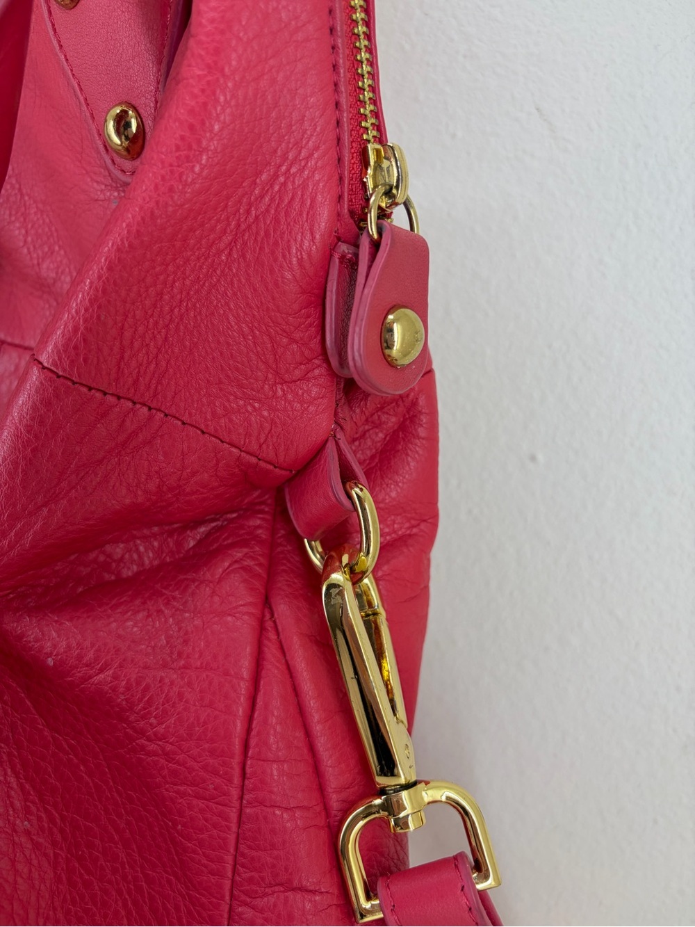 Emma Fox Hot Pink Leather with Gold Hardware shoulder bag - Picture 8 of 12